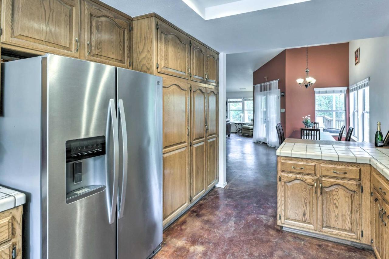 Charming Home Less Than 10 Mi To Sequoia Natl Park! スリー・リバーズ エクステリア 写真