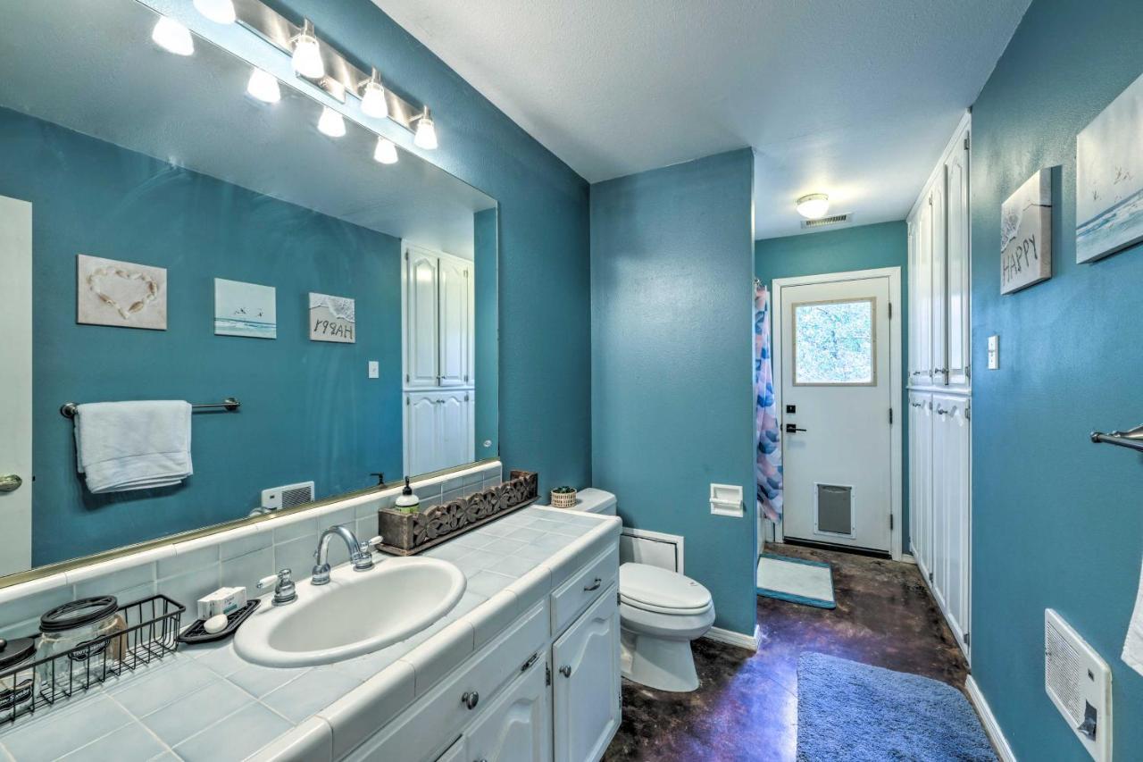 Charming Home Less Than 10 Mi To Sequoia Natl Park! スリー・リバーズ エクステリア 写真
